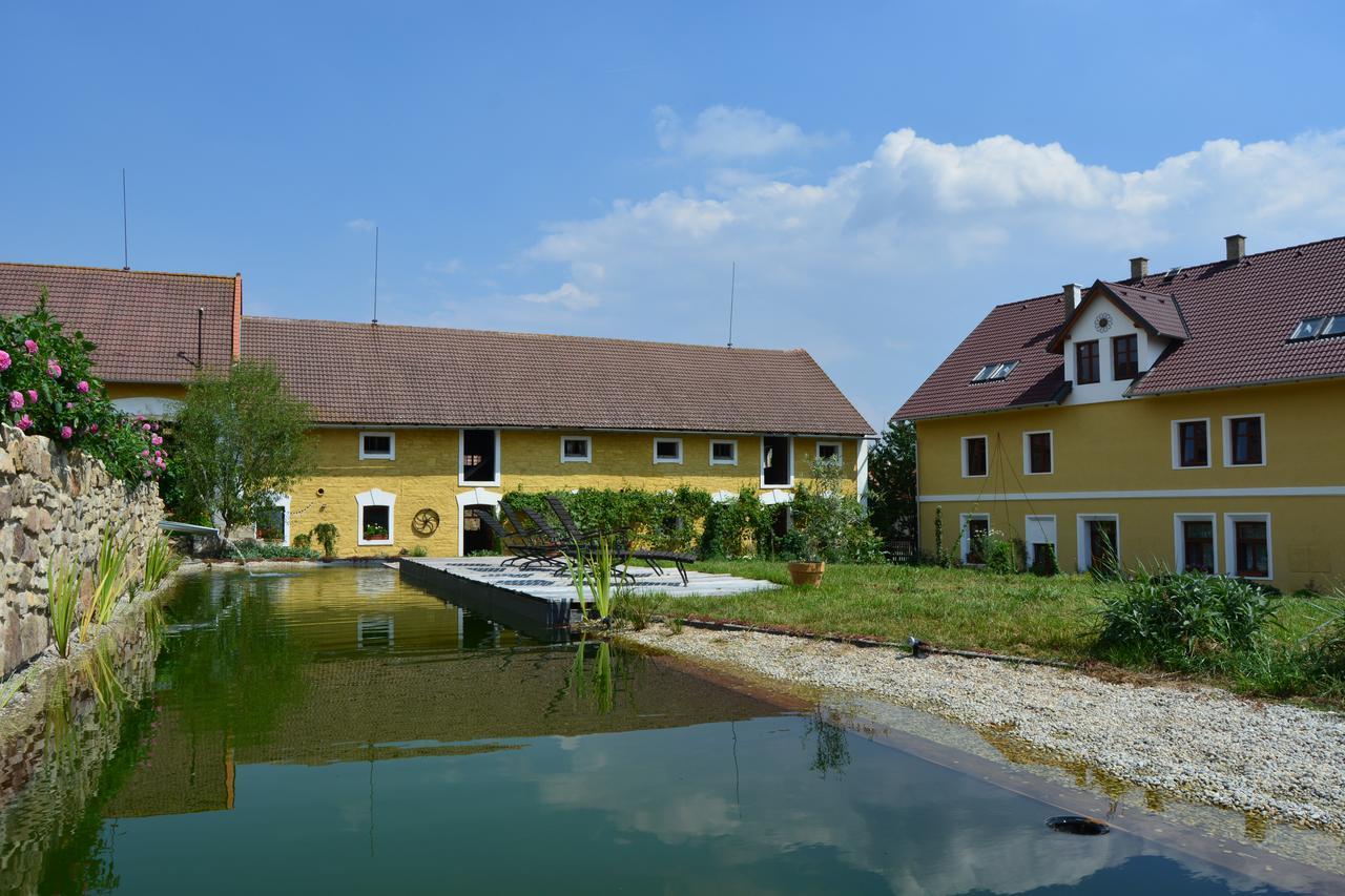 Zizice Statek Lunikovヴィラ エクステリア 写真